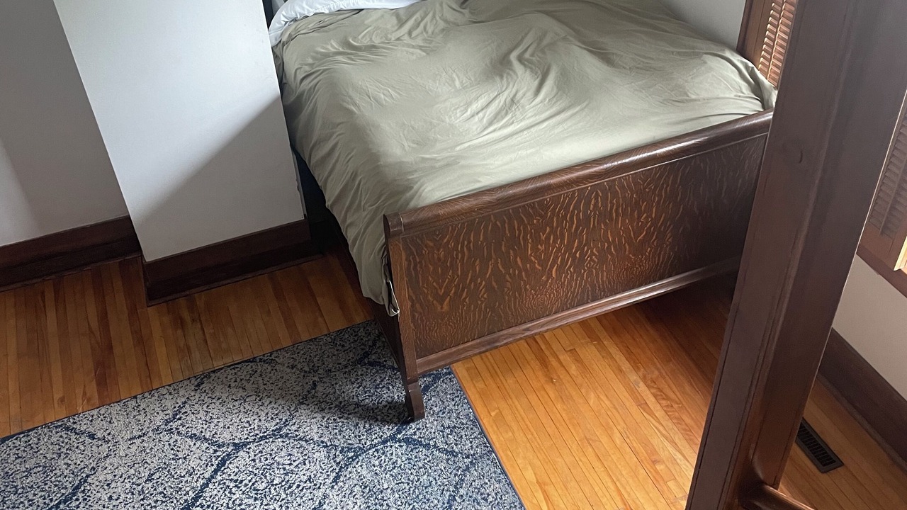 Photo of Bedroom in University District