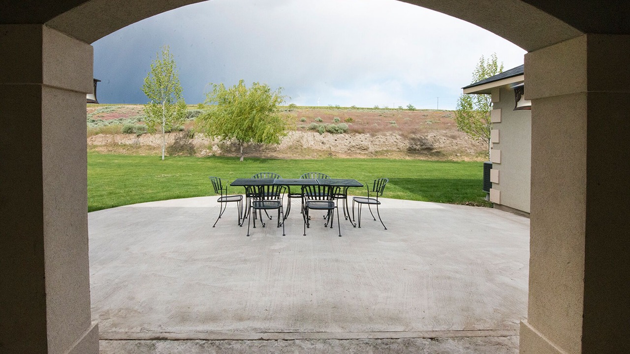Photo of Outdoor in Benton City