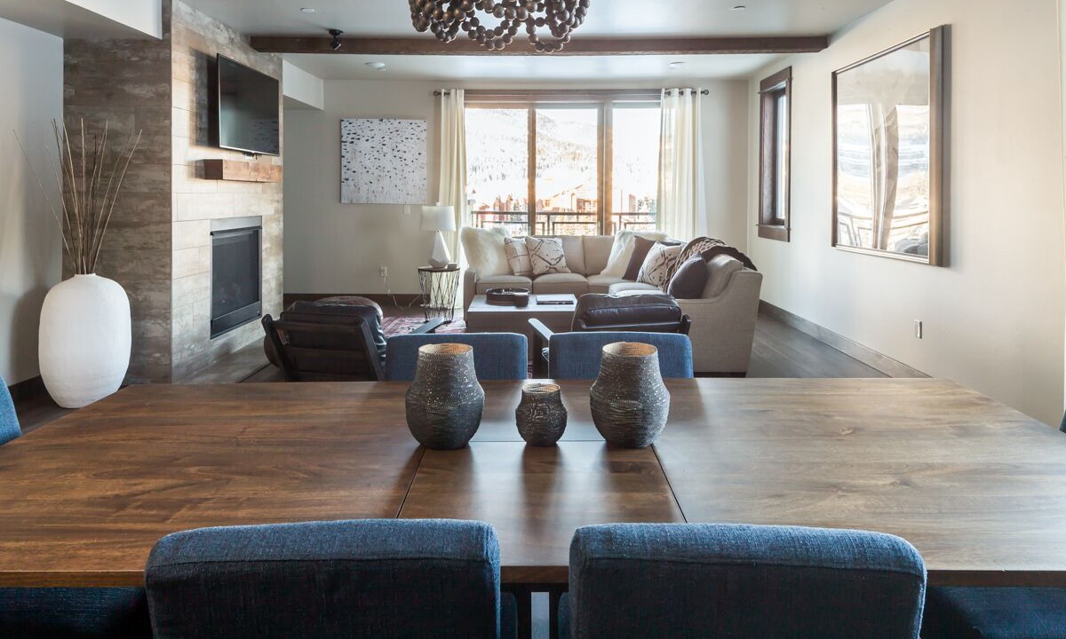 Photo of Livingroom in Big Sky