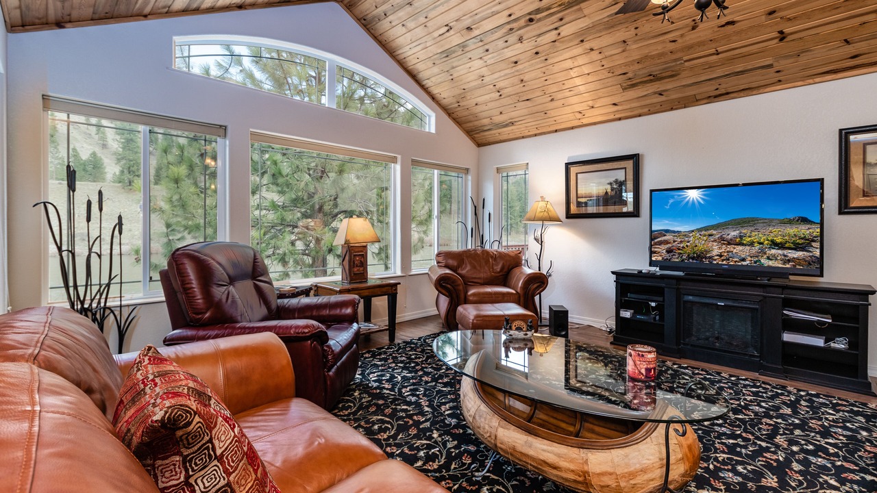 Photo of Livingroom in Superior