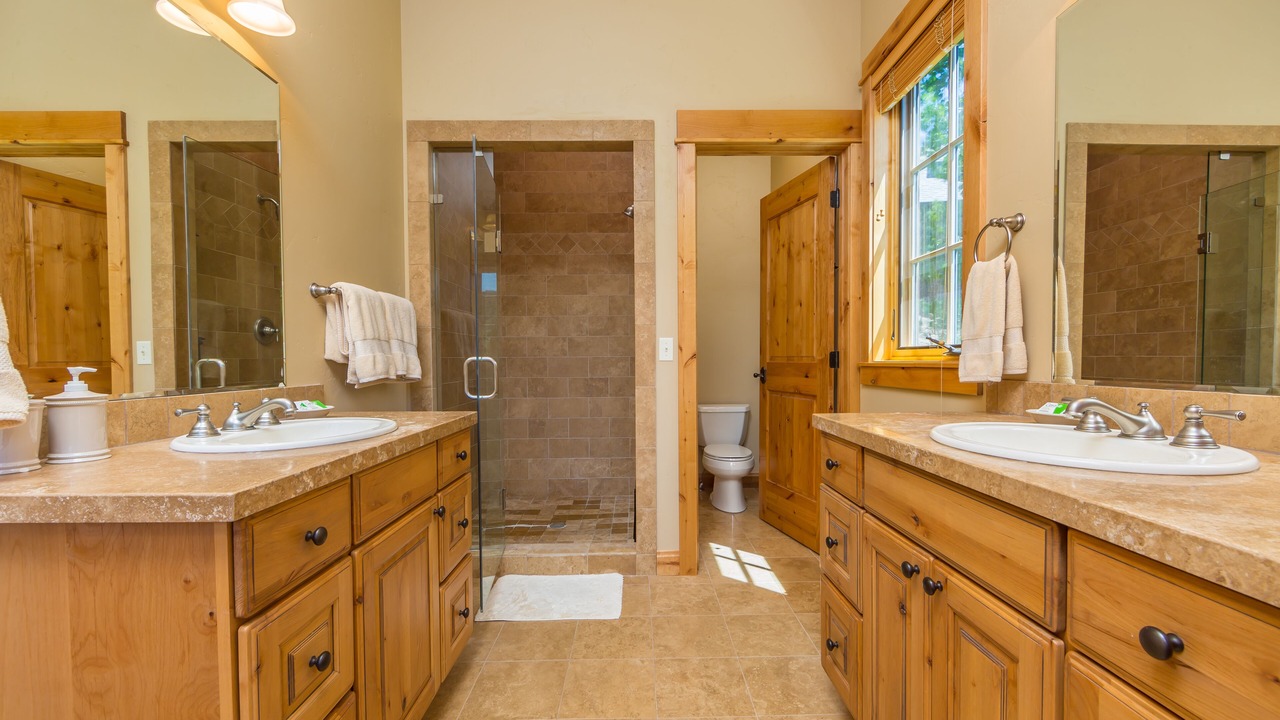 Photo of Bathroom in Big Sky