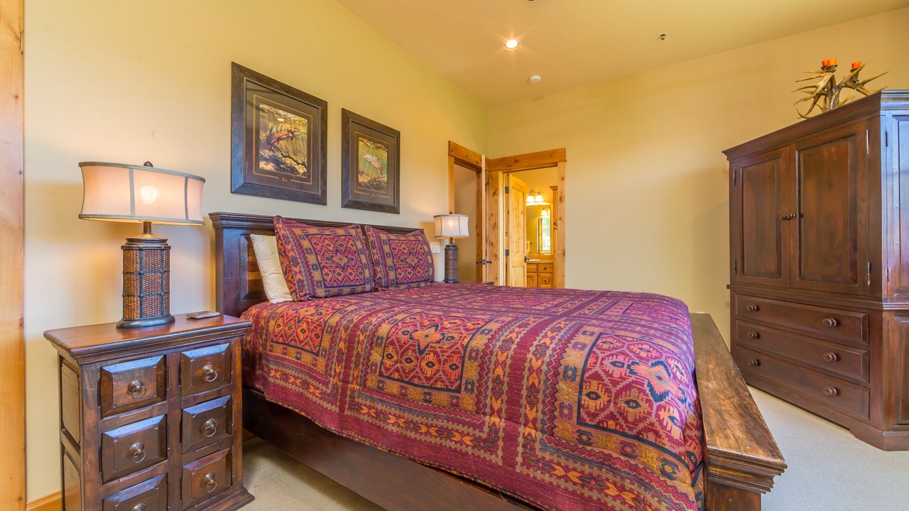 Photo of Bedroom in Big Sky