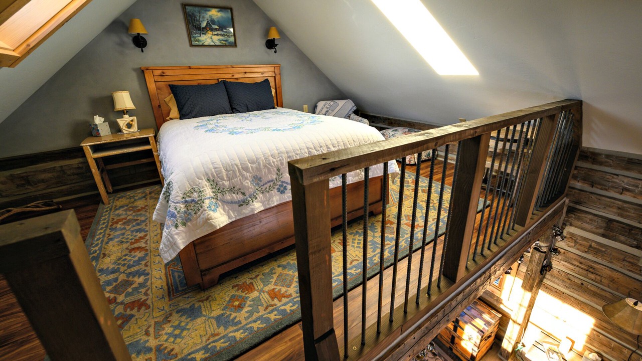 Photo of Bedroom in Chico