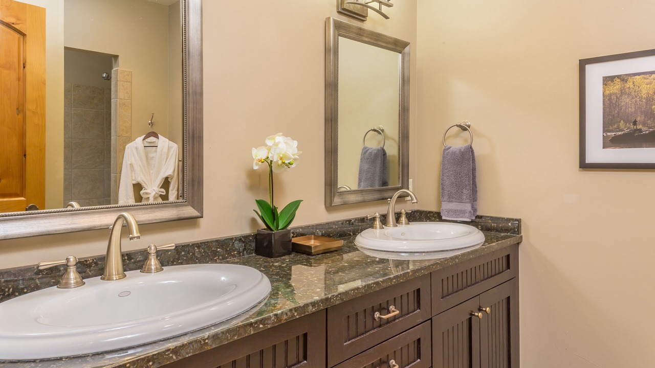 Photo of Bathroom in Big Sky