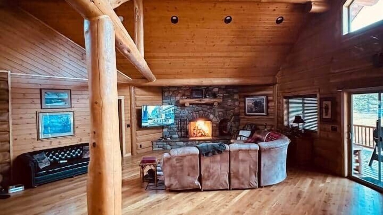 Photo of Livingroom in Thompson Falls