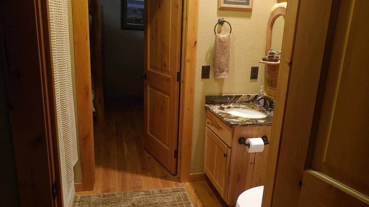 Photo of Bathroom in Thompson Falls