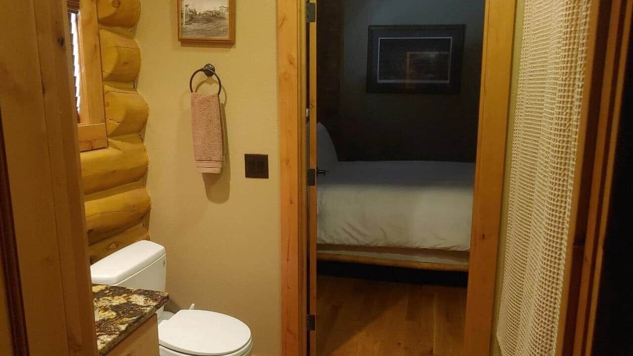 Photo of Bathroom in Thompson Falls