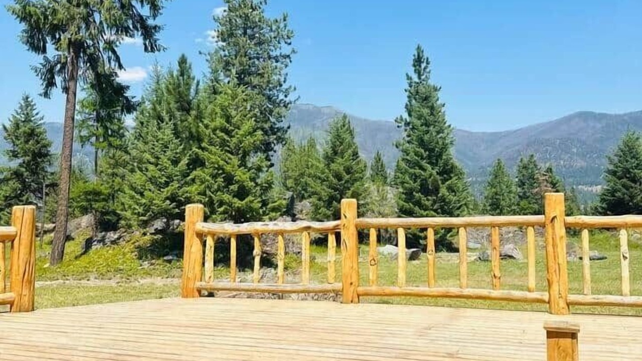 Photo of Patio Balcony in Thompson Falls