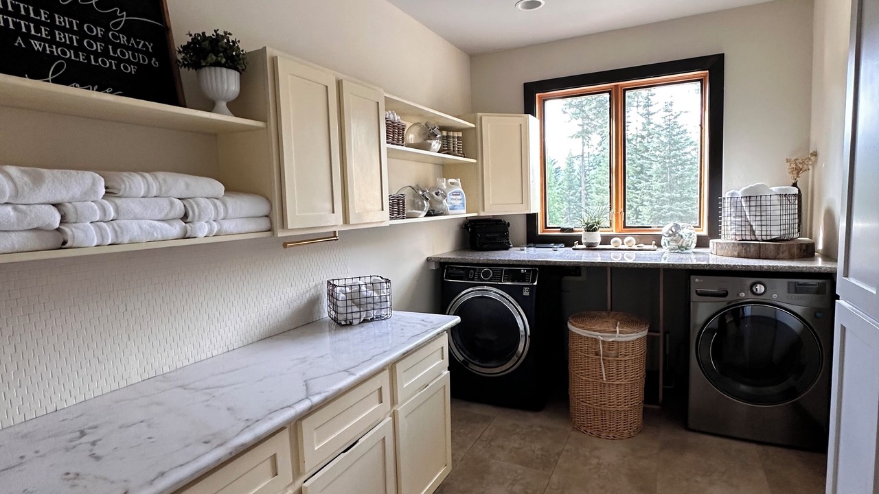 Photo of Bedroom in Trout Creek