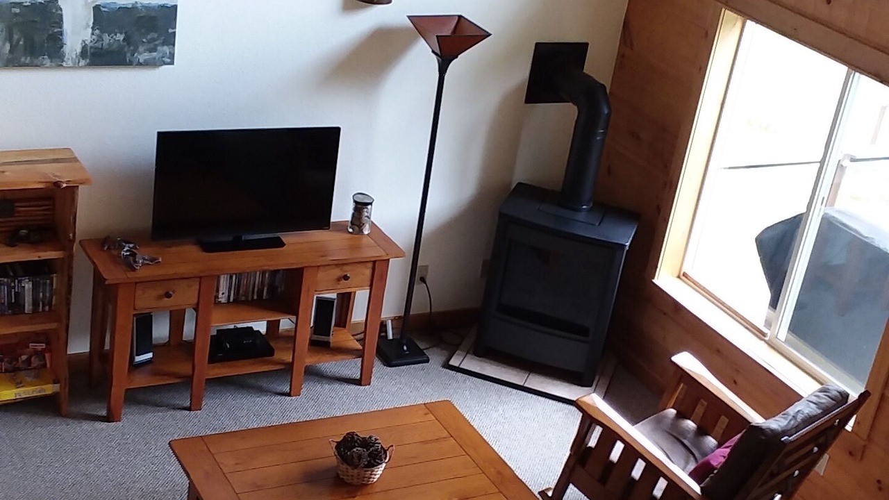 Photo of Bedroom in Trout Creek