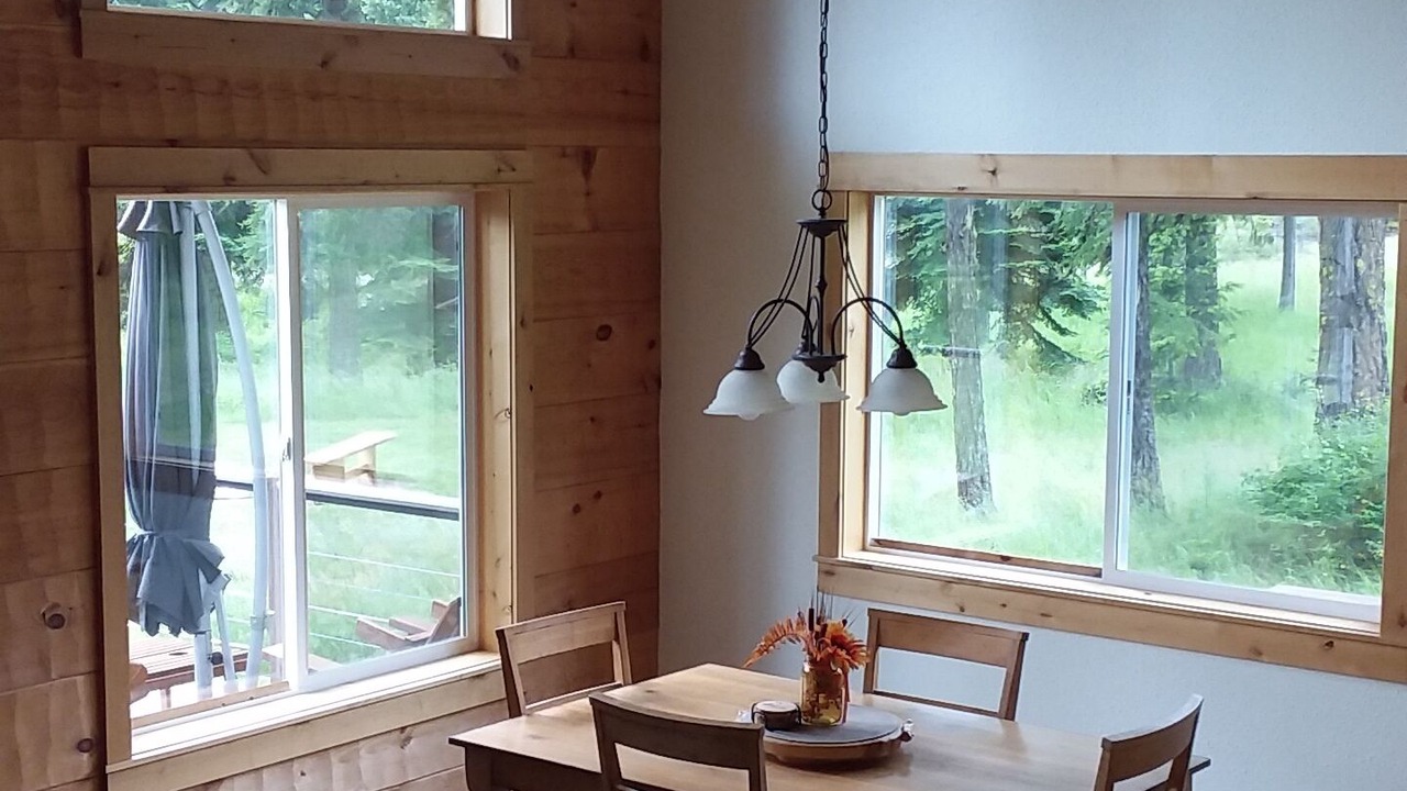 Photo of Livingroom in Trout Creek