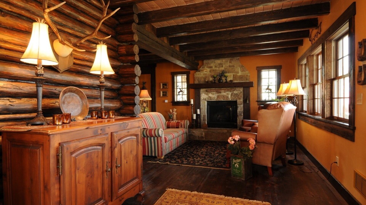 Photo of Livingroom in Wilsall
