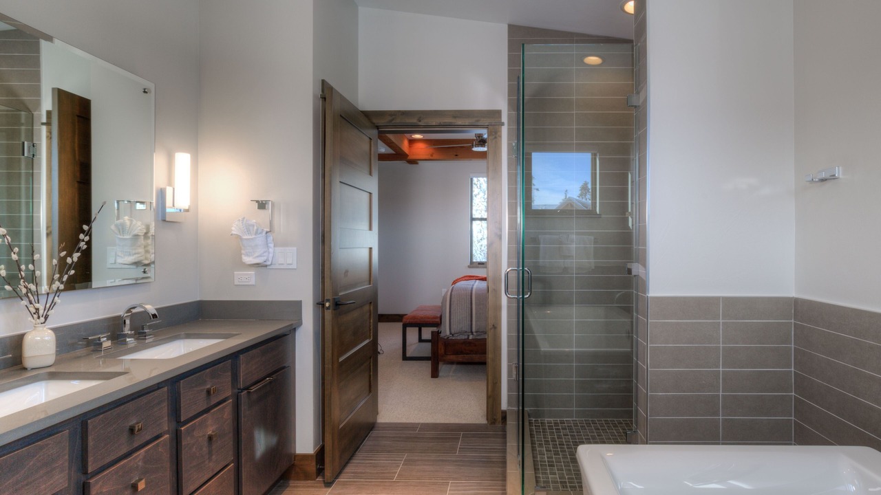 Photo of Bathroom in Powder Ridge