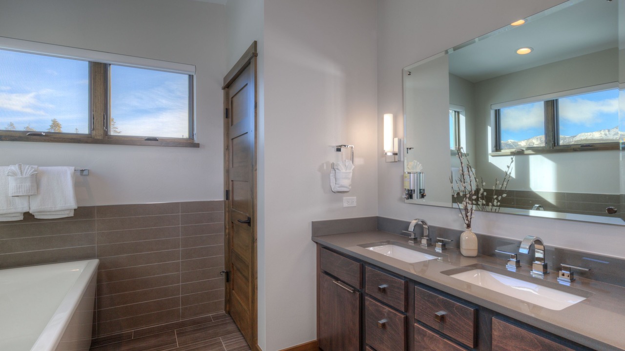 Photo of Bathroom in Powder Ridge