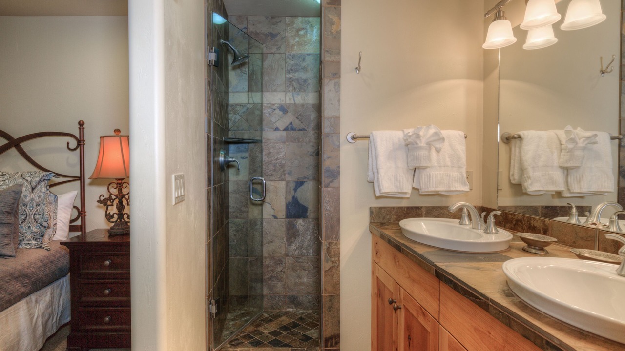 Photo of Bathroom in Big Sky