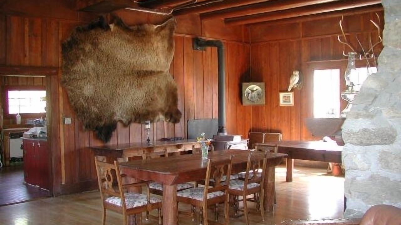 Photo of Bedroom in East Glacier Park