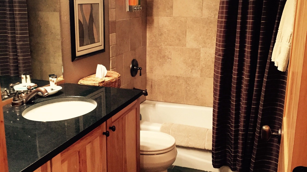Photo of Bathroom in Powder Ridge