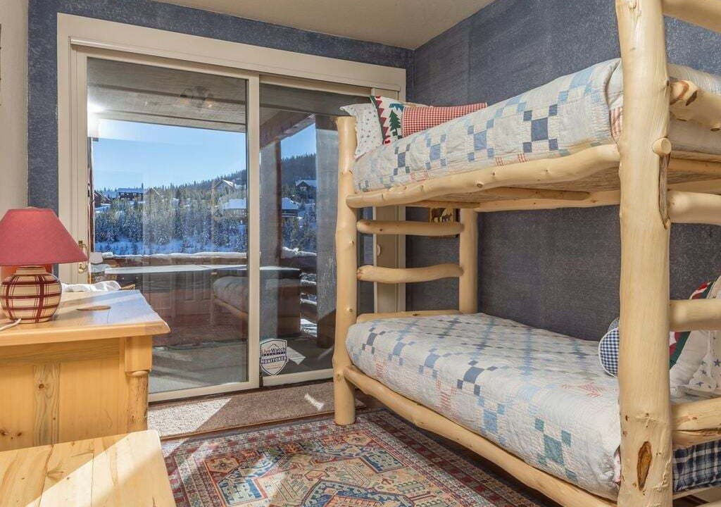 Photo of Bedroom in Saddle Ridge