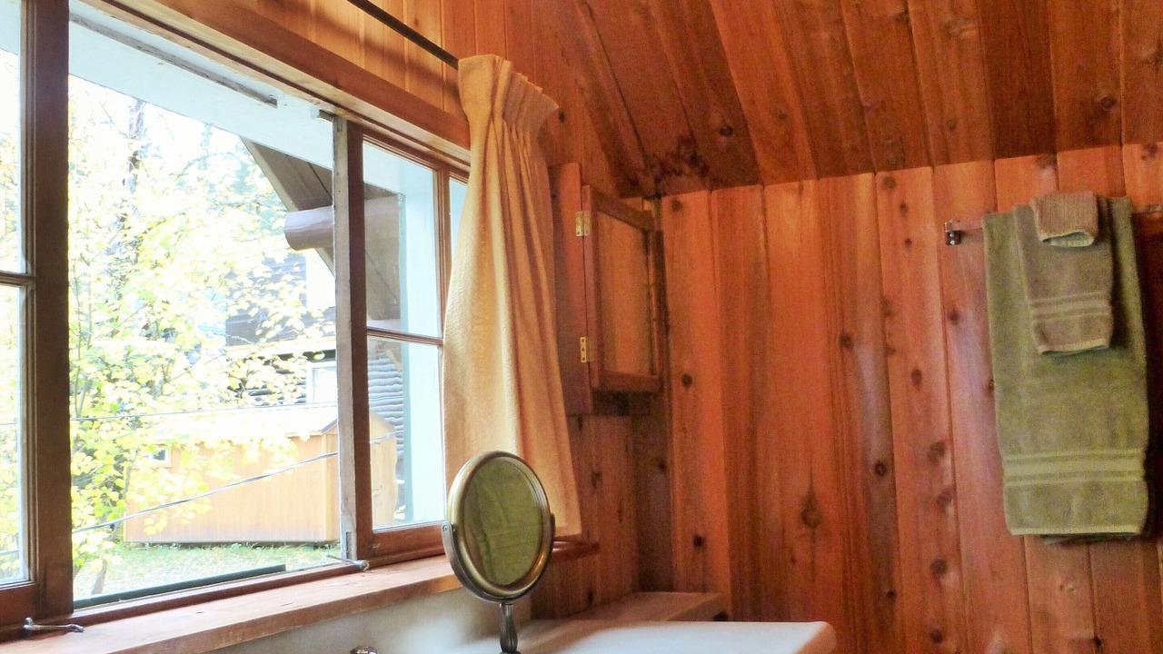 Photo of Bathroom in West Glacier