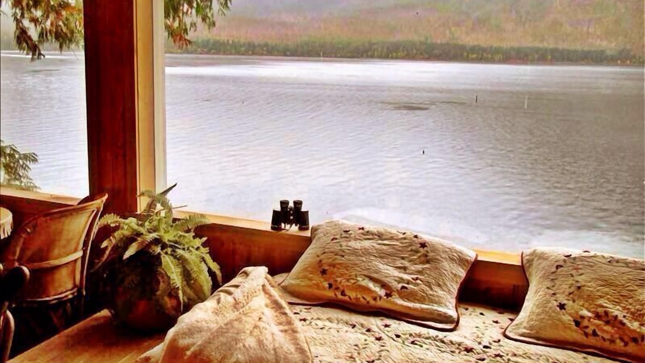 Photo of Bedroom in West Glacier