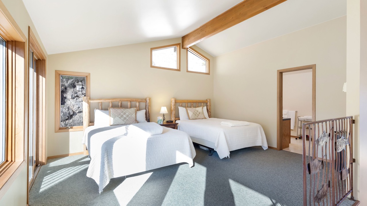 Photo of Bedroom in Huson
