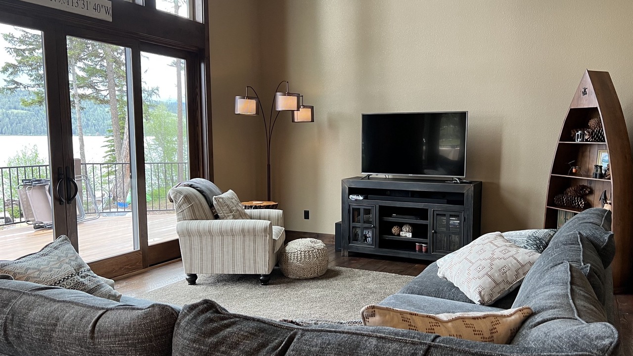 Photo of Livingroom in Seeley Lake