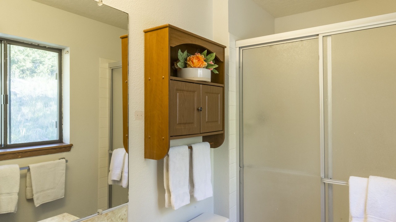 Photo of Bathroom in Cameron