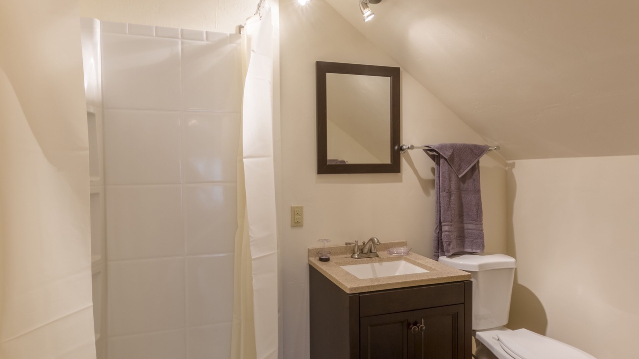 Photo of Bathroom in Cameron