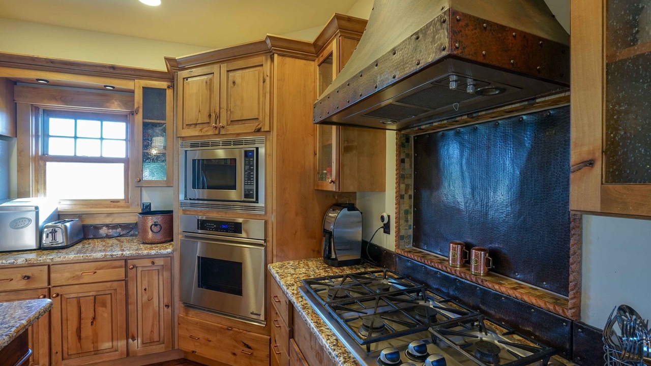 Photo of Kitchen in North Meadow Creek