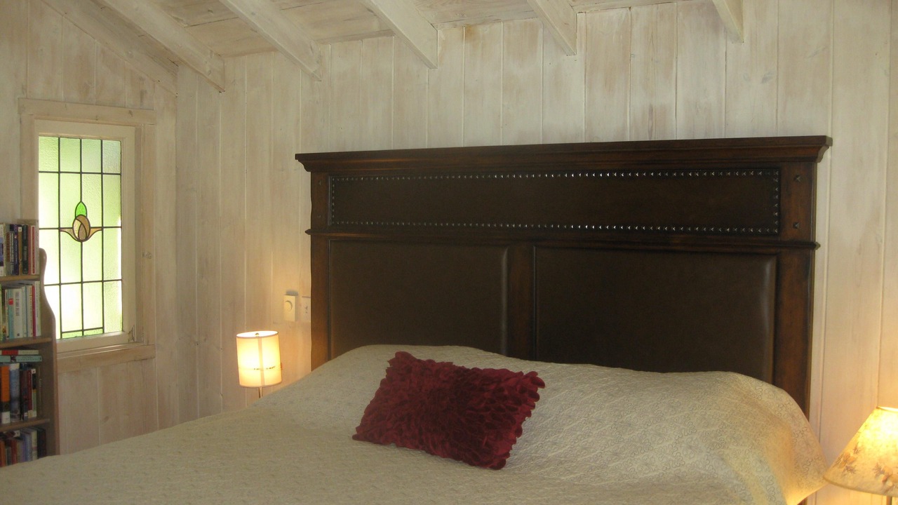 Photo of Bedroom in Darby