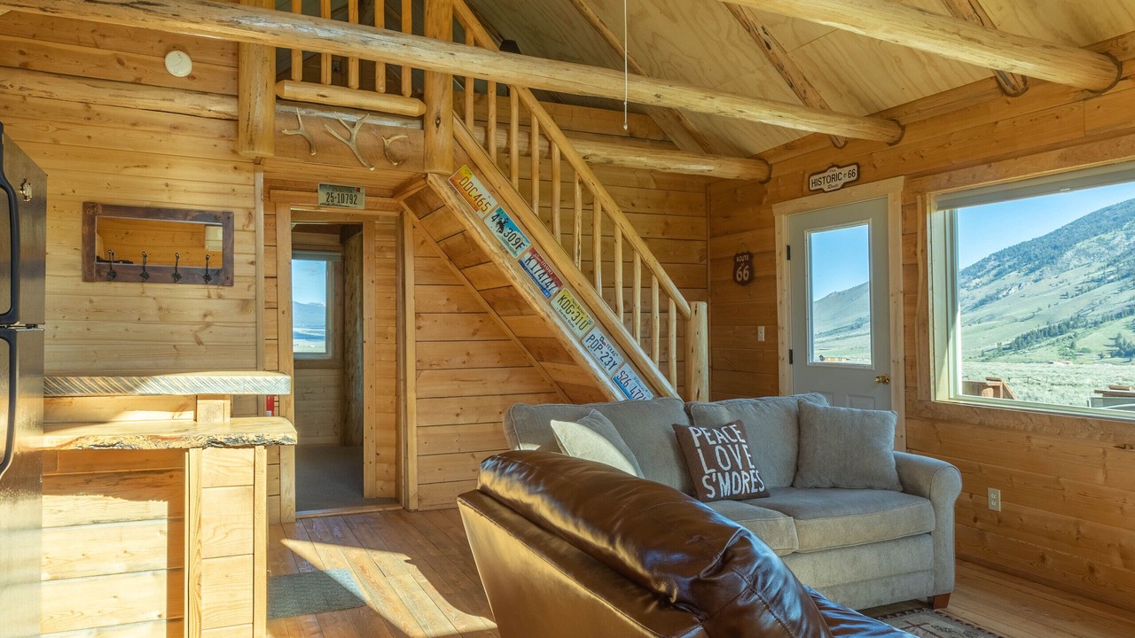 Photo of Livingroom in Cameron