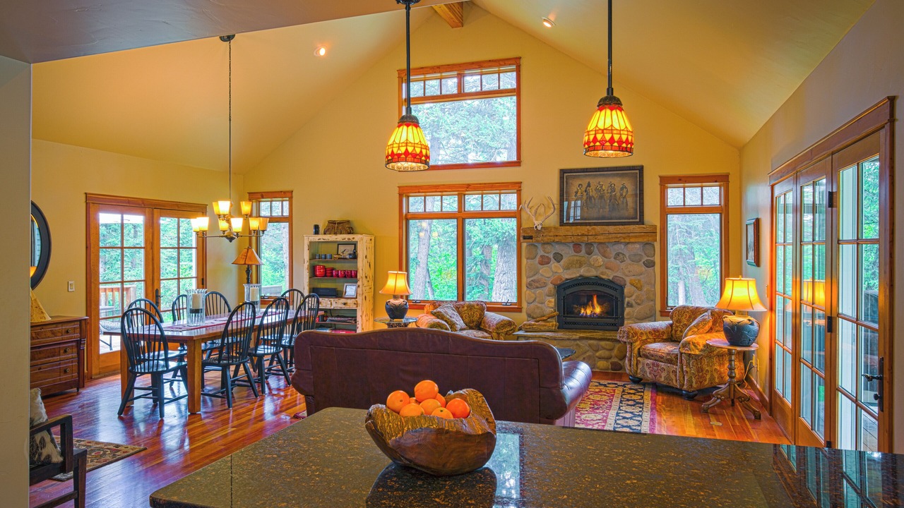 Photo of Livingroom in Livingston