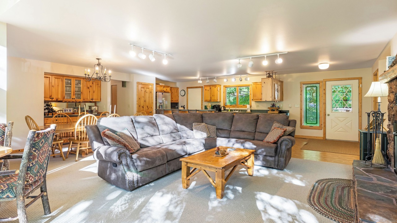 Photo of Livingroom in Clinton