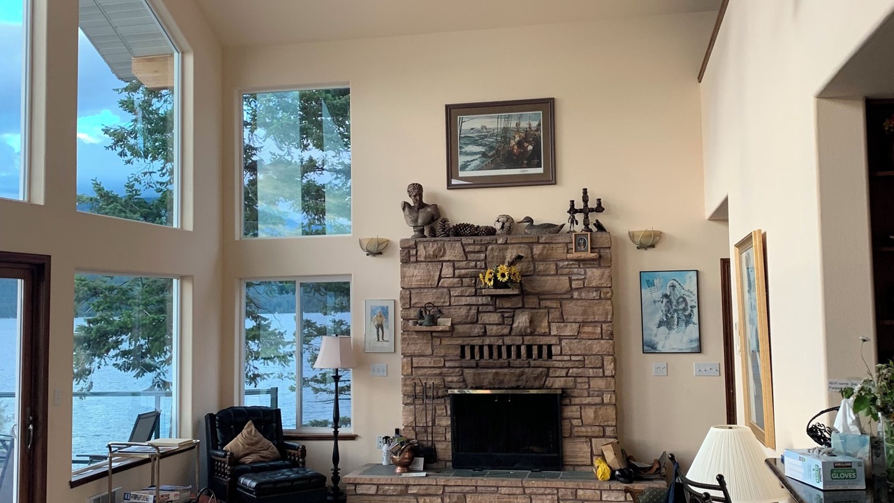 Photo of Livingroom in Finley Point