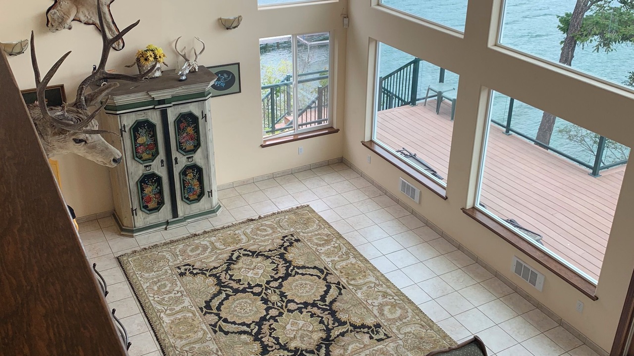 Photo of Livingroom in Finley Point