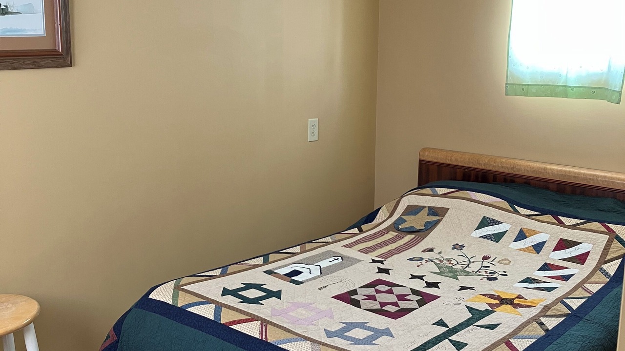 Photo of Bedroom in Deer Lodge