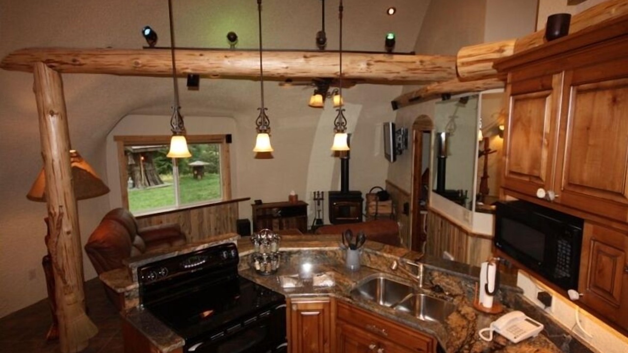 Photo of Bedroom in Trout Creek