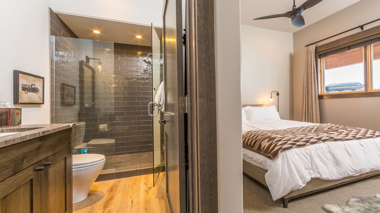 Photo of Bathroom in Big Sky