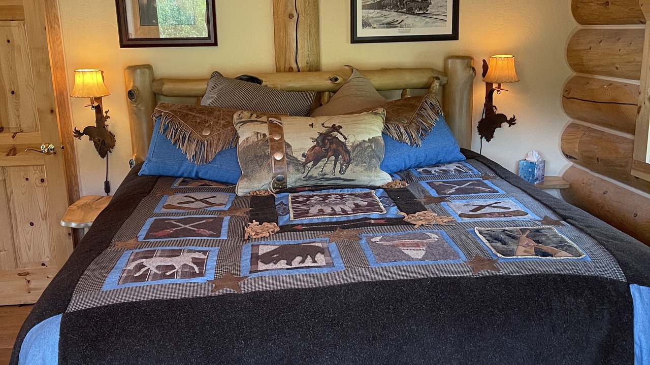 Photo of Bedroom in North Meadow Creek