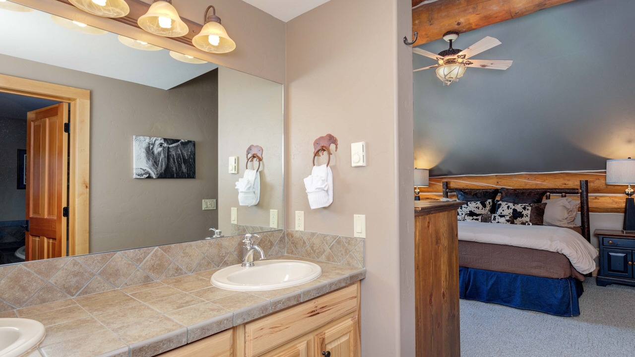 Photo of Bathroom in Powder Ridge