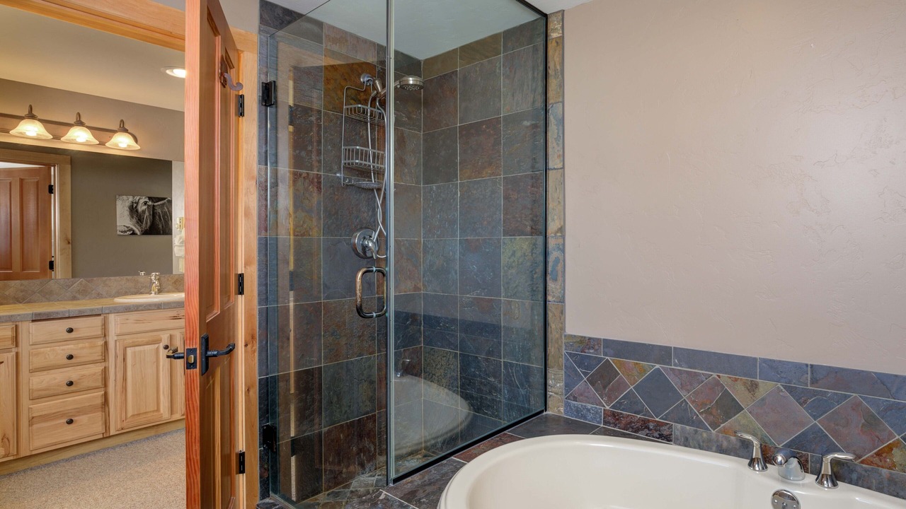 Photo of Bathroom in Powder Ridge