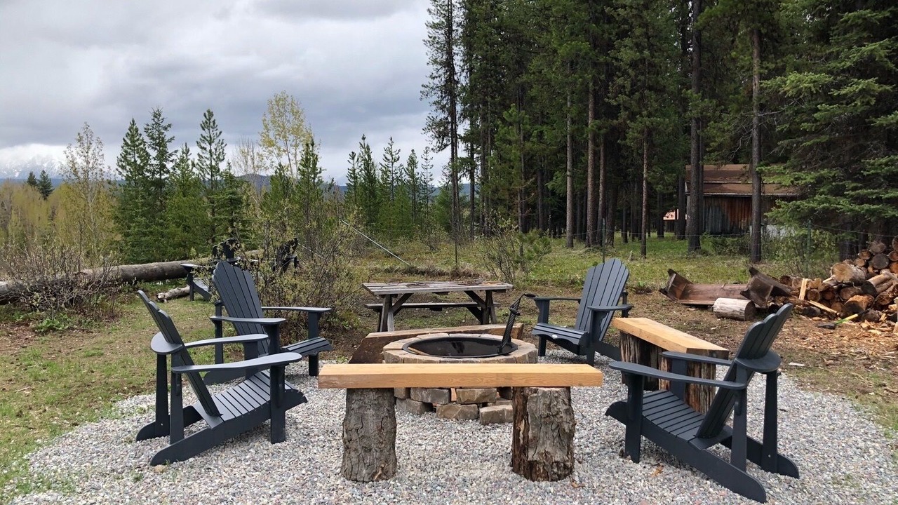 Photo of Others in Polebridge