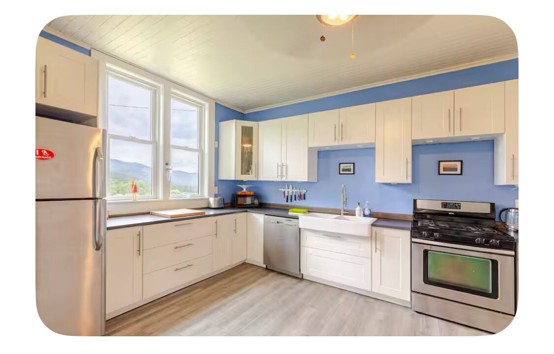 Photo of Kitchen in Arlee
