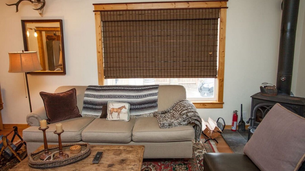 Photo of Livingroom in Livingston