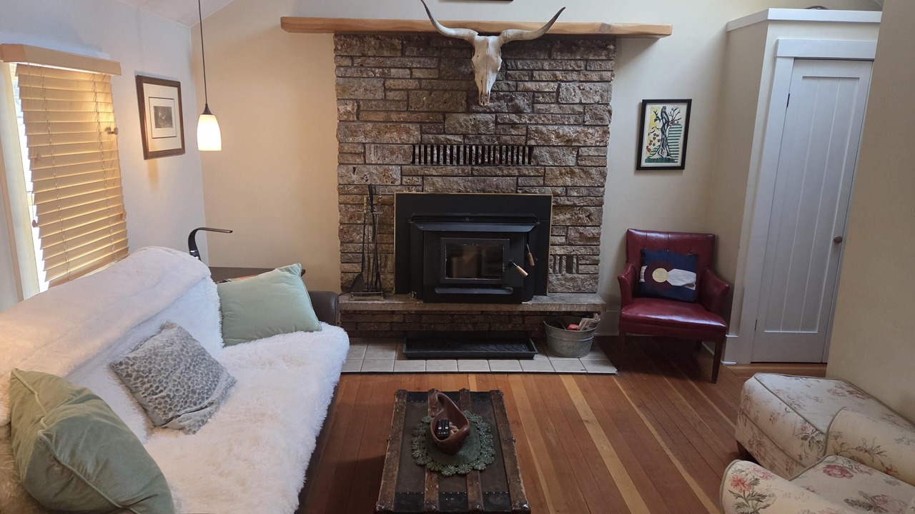 Photo of Livingroom in Bozeman