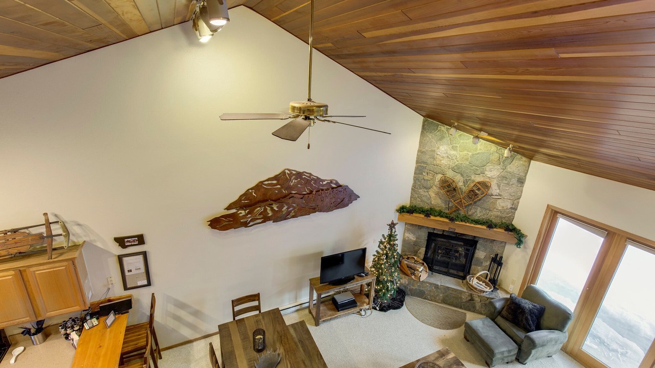 Photo of Livingroom in Big Horn