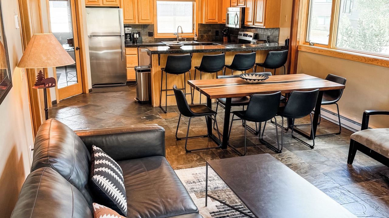 Photo of Livingroom in Big Horn