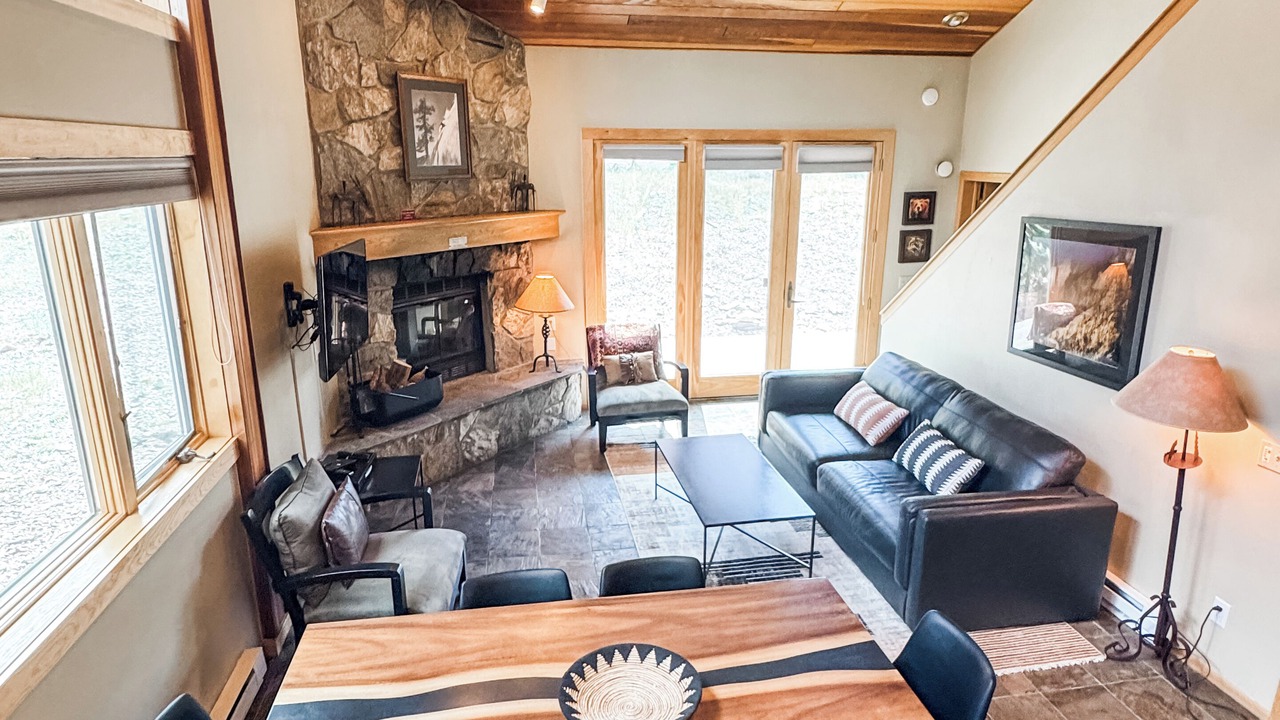 Photo of Livingroom in Big Horn