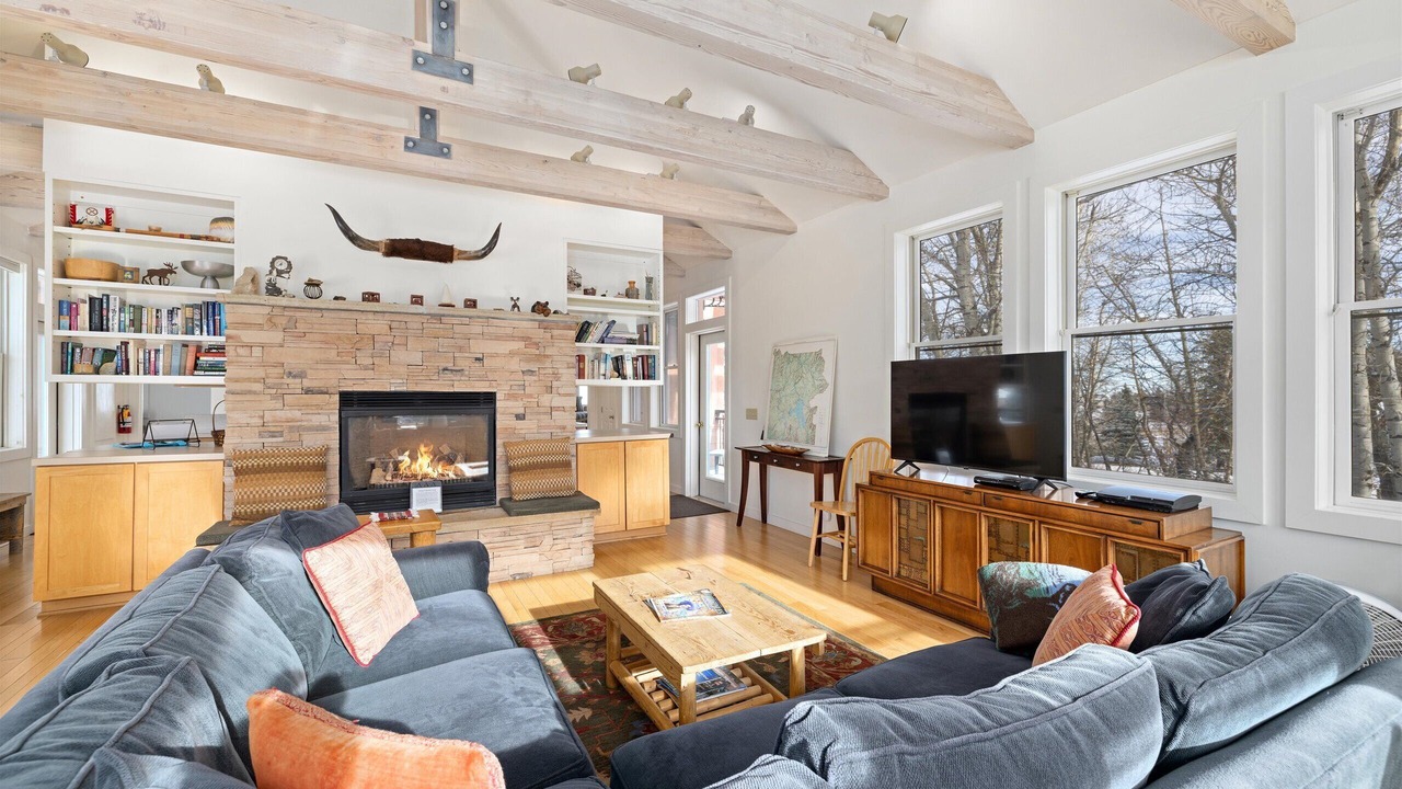 Photo of Livingroom in Red Lodge