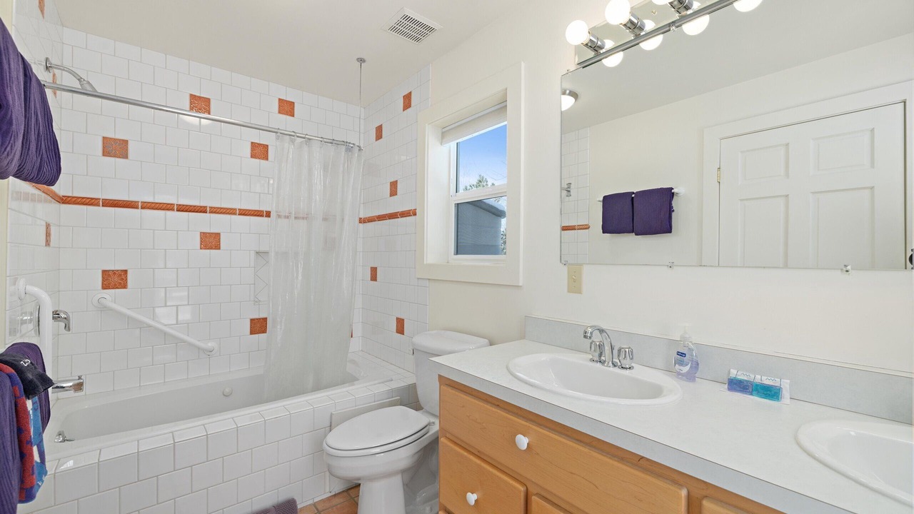 Photo of Bathroom in Red Lodge